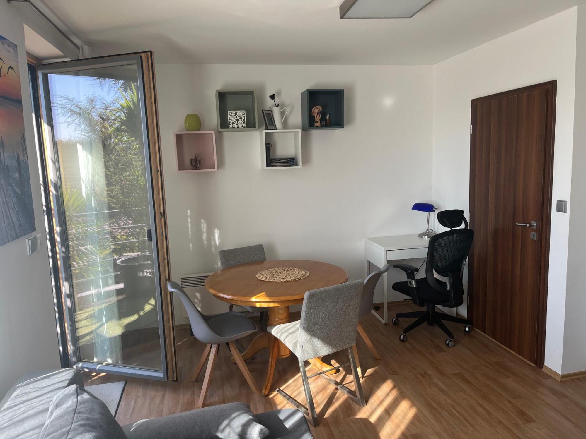 Apartman S Wellness Sluzbami Čerčany Dış mekan fotoğraf