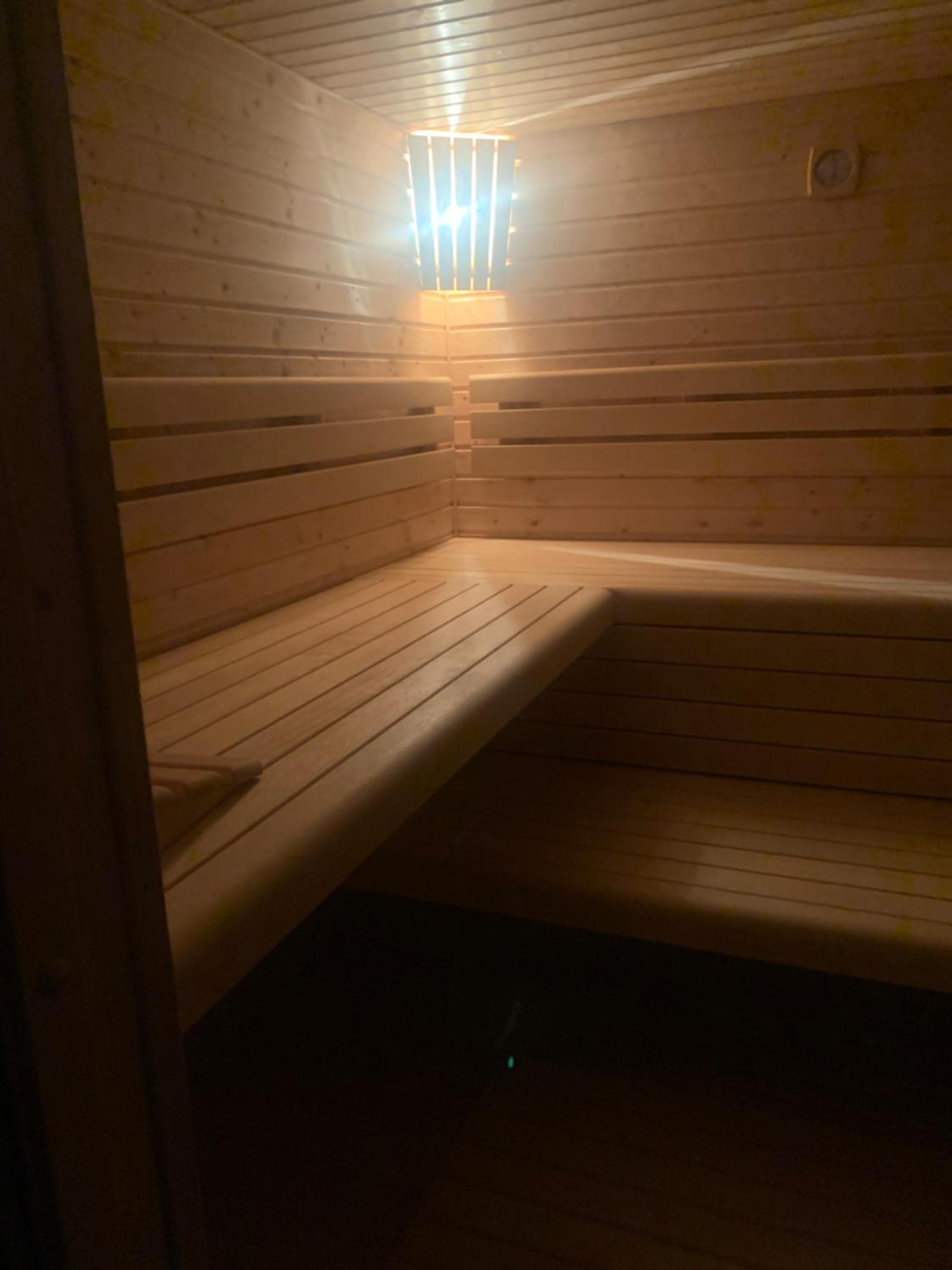 Apartman S Wellness Sluzbami Čerčany Dış mekan fotoğraf